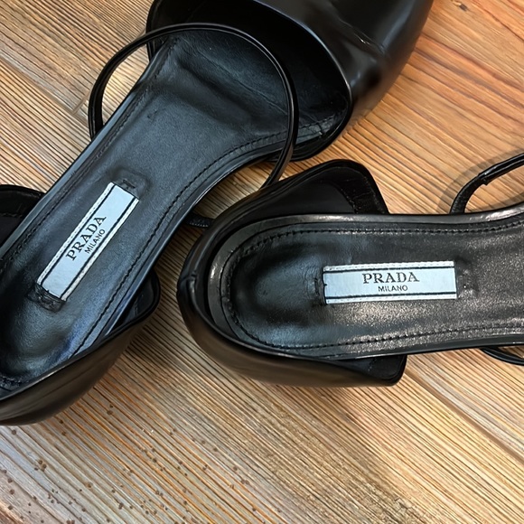 Prada pointed toe flats - Picture 3 of 6